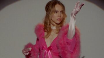 Suki Waterhouse – Melrose Meltdown