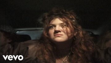 Grace Ives – Loose