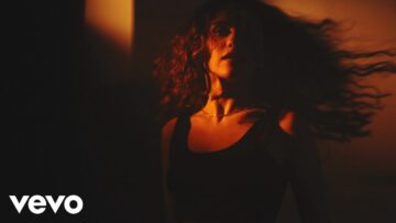 Sad Hippie – Bad Habits