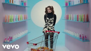 Em Beihold – Numb Little Bug