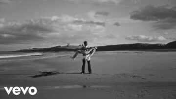 Mykki Blanco – Family Ties  ft. Michael Stipe