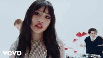 beabadoobee – Talk