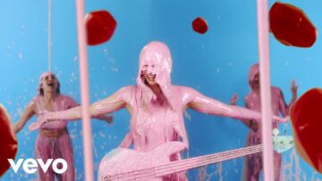 Blu DeTiger – Hot Crush Lover