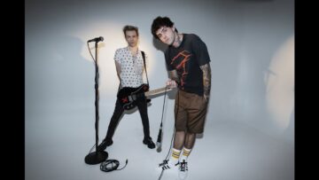 SK8 – Shooting Star (feat. Sum 41)