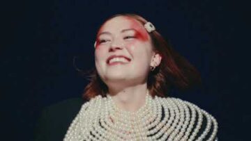 Sabrina Song – Doors