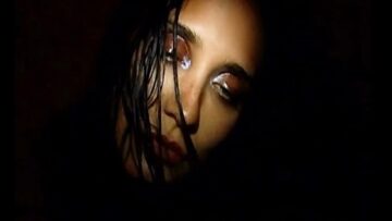 Jesse Jo Stark – modern love