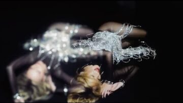 Kylie Minogue – Miss a Thing