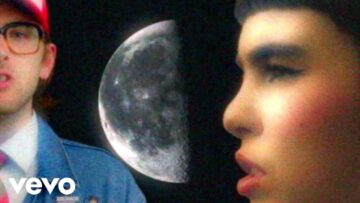 easy life, BENEE – OTT