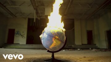 Anti-Flag – LAUGH. CRY. SMILE. DIE. ft. Shane Told