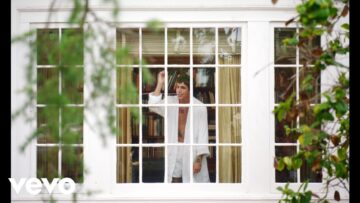 ROLE MODEL – cross your mind