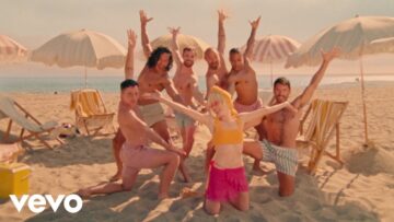 Carly Rae Jepsen – Beach House