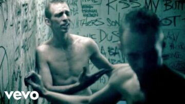 Eminem, Dr. Dre, & 50 Cent – Crack A Bottle