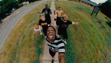 Magnolia Park – Addison Rae