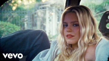 Reneé Rapp – Don’t Tell My Mom