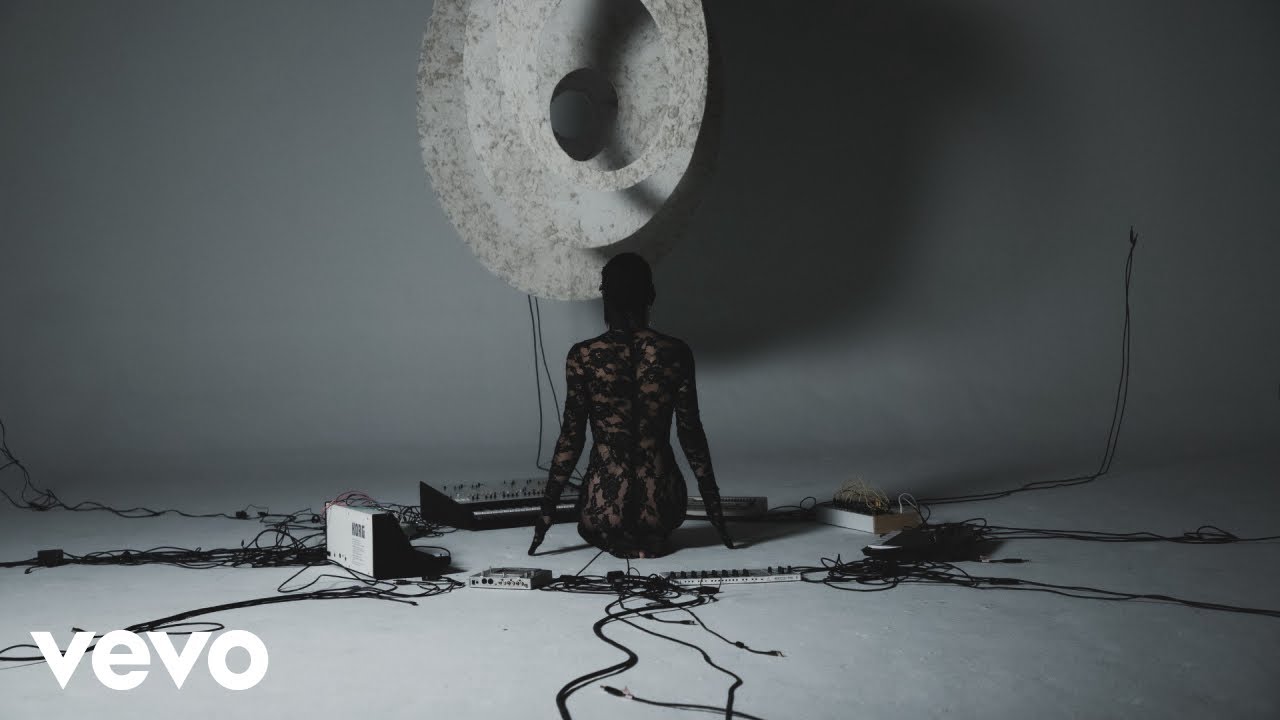 Miss Grit – Follow the Cyborg