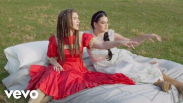 Overcoats – Horsegirl