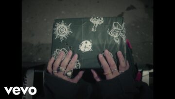 Holly Humberstone – Can You Afford To Lose Me?