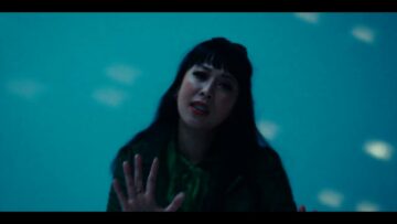 Alisa Xayalith – Devil I Know