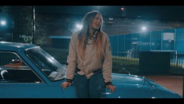 Marie Dahlstrom Feat. Delleile Ankrah – Clouds