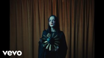 Silly Boy Blue – I DON’T LOOK GOOD WHEN I CRY / WIDOW DREAMS FOREVER