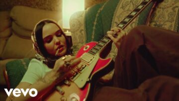 Carly Gibert – SAVE US