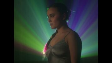 BIRDEE 王煒 – On My Own