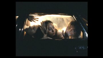 Sofía Valdés – Easy