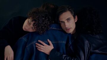 NZCA LINES – Universal Heartbreak