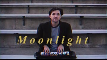 CASTLEBEAT – Moonlight