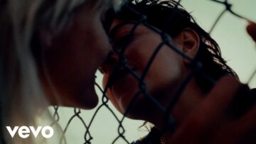 Becca Mancari – Over And Over