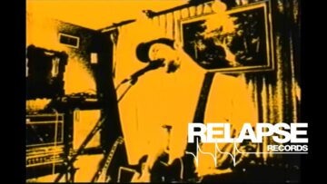 CLOAKROOM – Fear of Being Fixed