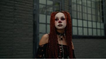 Pierce The Veil – Pass the Nirvana