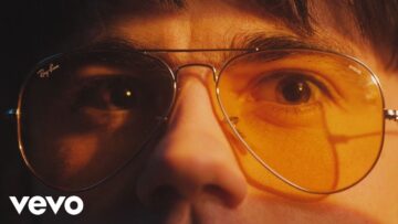 Declan McKenna – Mulholland’s Dinner and Wine
