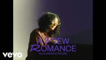 Alexandra Stréliski – a new romance