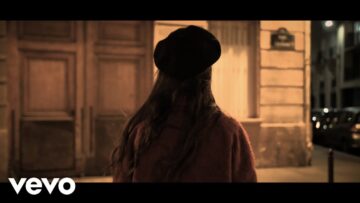 Charles Aznavour – She