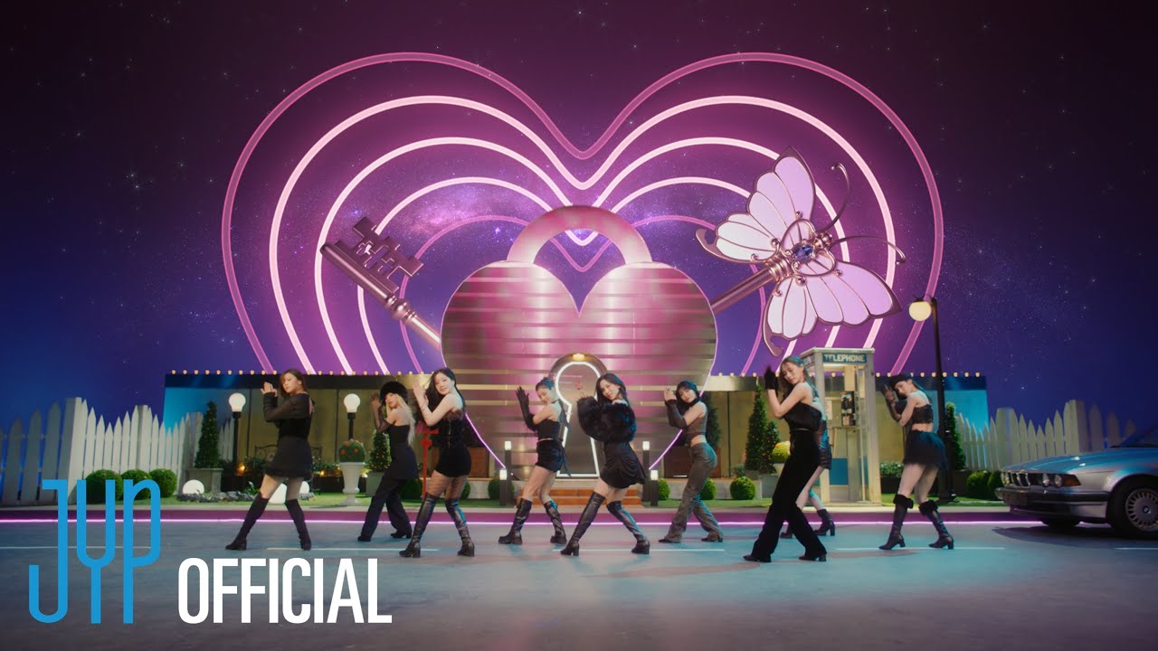 Twice – Moonlight Sunrise