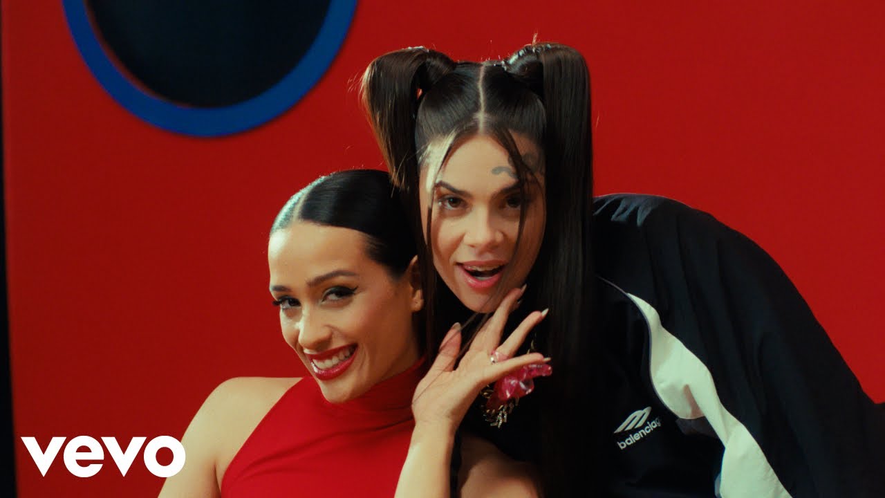 Chanel – Ping Pong