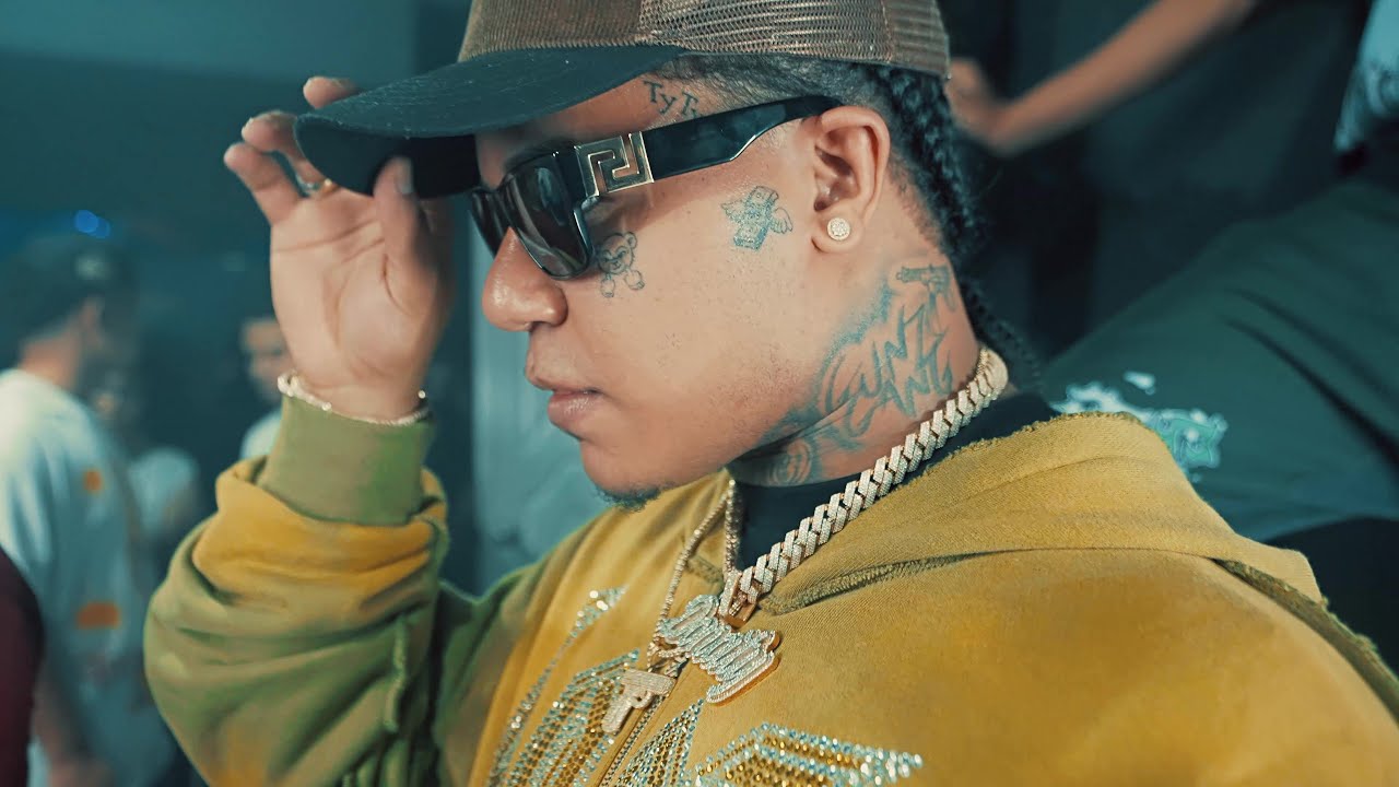 DONATY – PA Q MAME    BY CARTER FILMS