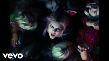 Pretty Sick – Violet