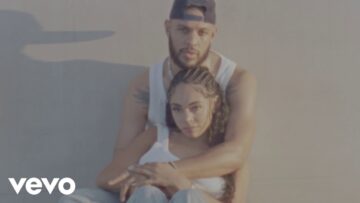 Jaz Karis – SUNSET BLVD