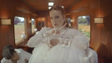 Clean Bandit – Cry Baby