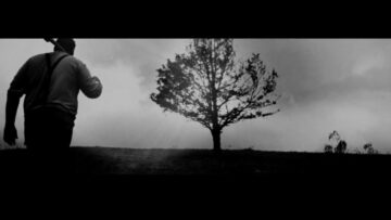 GOD IS AN ASTRONAUT – Barren Trees