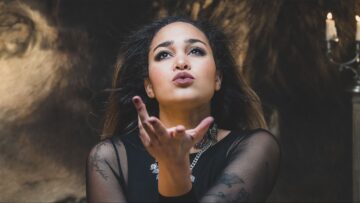 THE DARK SIDE OF THE MOON – Jenny Of Oldstones (GOT cover)