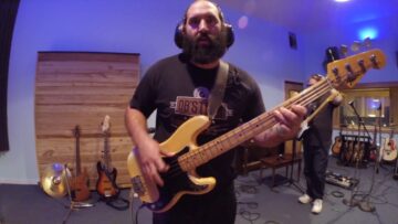 THE MIDNIGHT GHOST TRAIN – Red Eyed Junkie Queen