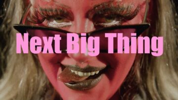 Du Blonde Ft. Skin – Next Big Thing