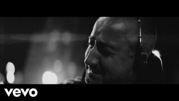 TC/TC, twocolors – FEARLESS