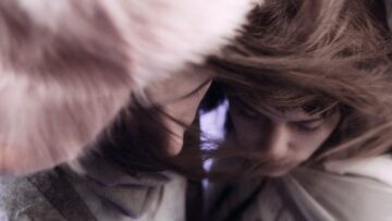 Oklou – take me by the hand ft. Bladee