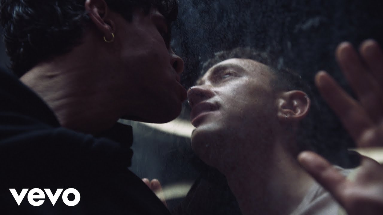 Olly Alexander – When We Kiss