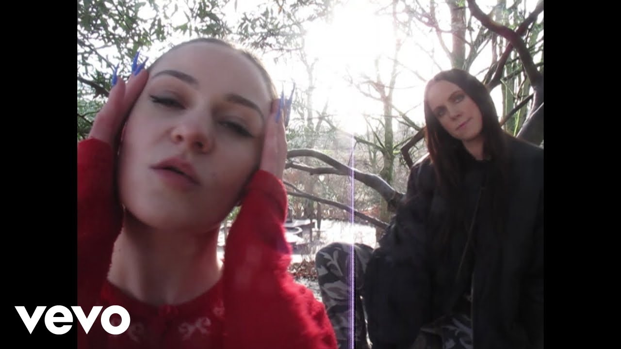 MØ – SWEET