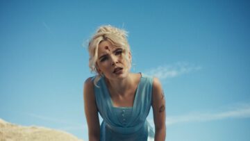 Lydia Night – The Hearse